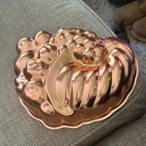 Elegant Copper Fruit-Shaped Cake Mold